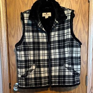 Woolrich Black and White Plaid Vest
